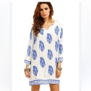 Gorgeous Sz L Kurta Blue and White Floral Women's tunic Top